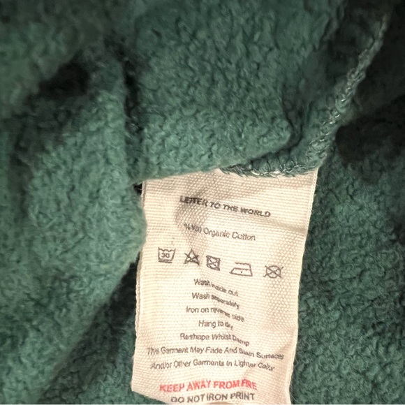 Letter To The World jade heart collared crop top - Picture 5 of 7